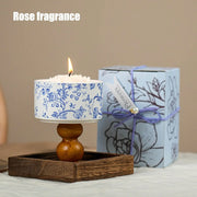 Aromatic candle with wooden wick in clear jar