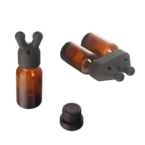 Aromatherapy essential oil container leakproof design